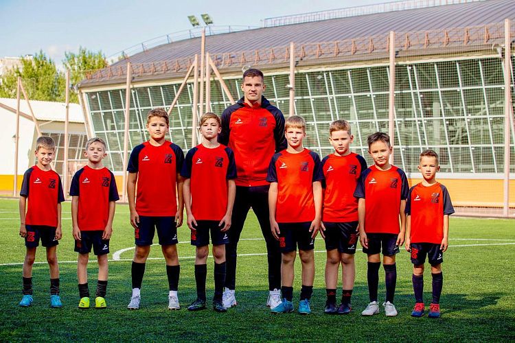 Что нужно на тренировку по футболу ребёнку: советы родителям
